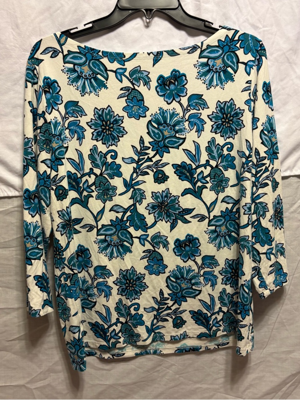 Ann Taylor Cream Long-Sleeve Top with Teal Floral Print